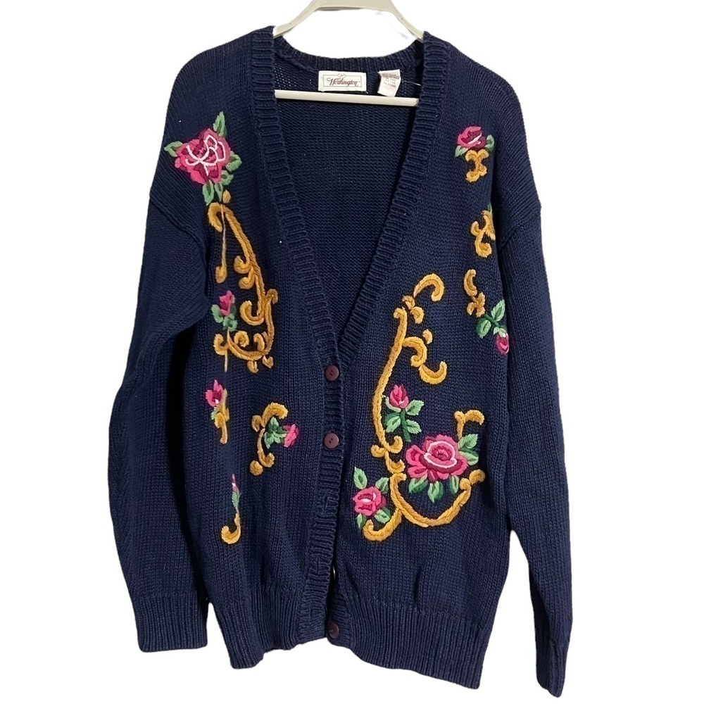 Vtg sweater Floral rose embroidered cardigan sweater artsy grandpacore preppy